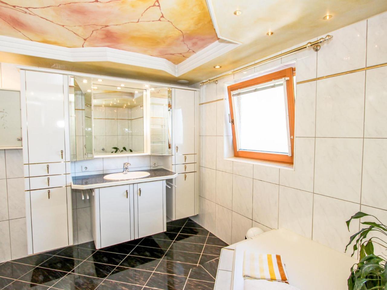 Apartment Christian By Interhome Fuegen Ngoại thất bức ảnh