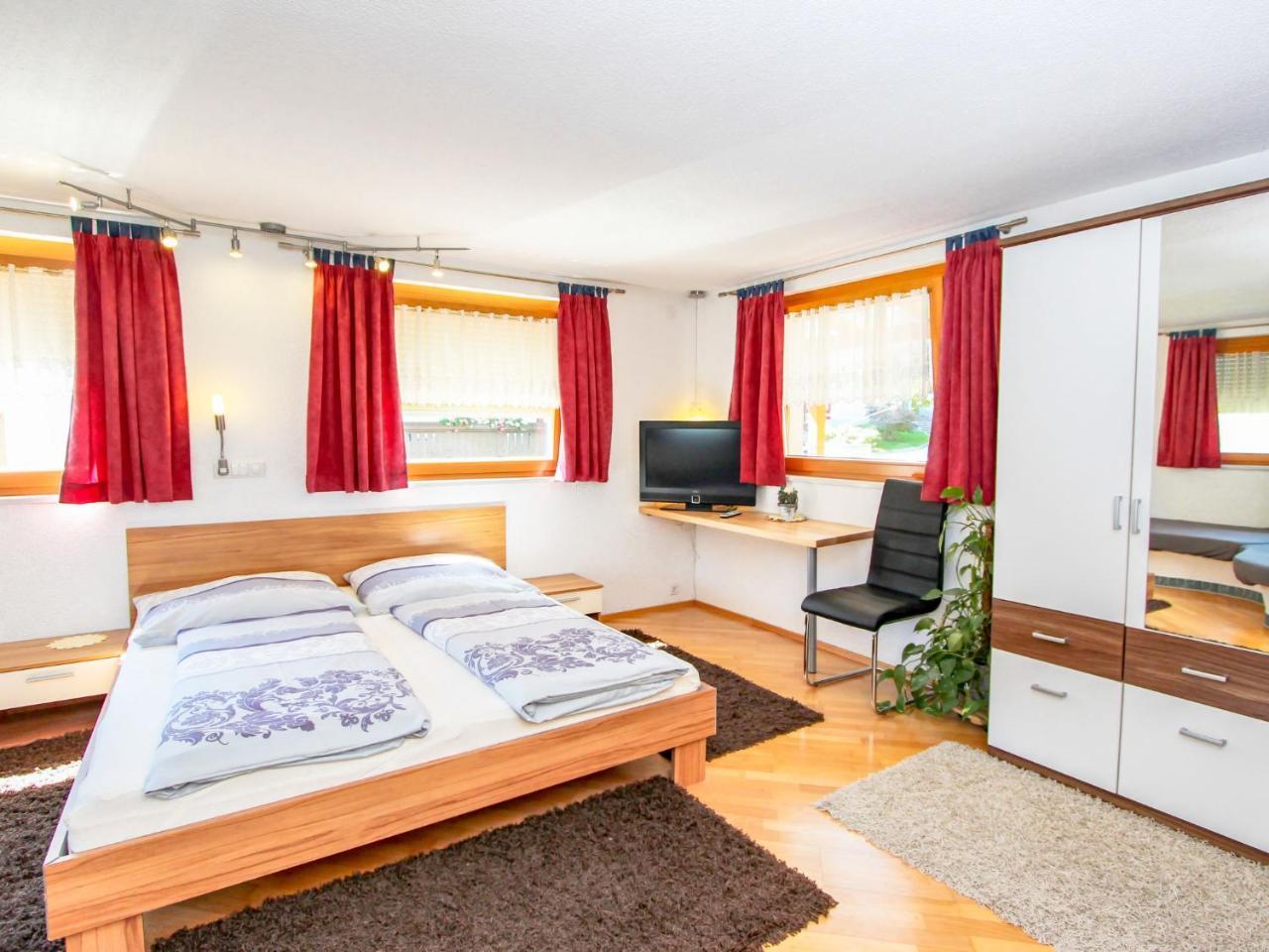 Apartment Christian By Interhome Fuegen Ngoại thất bức ảnh